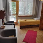 威拉海伦娜旅馆 *